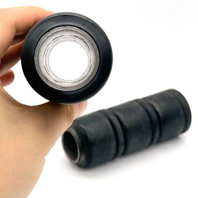 10,000 PSI ऑयलफील्ड अनुप्रयोगों के लिए उच्च-ग्रेड नाइट्राइल (NBR) और संक्षारण-प्रतिरोधी स्टील इंसर्ट के साथ टीए टाइप रबर स्वाब कप